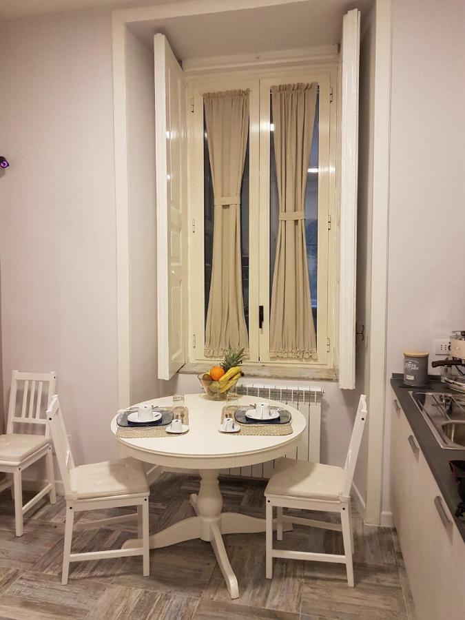 ホテル 61 Piazza Cavour ナポリ エクステリア 写真